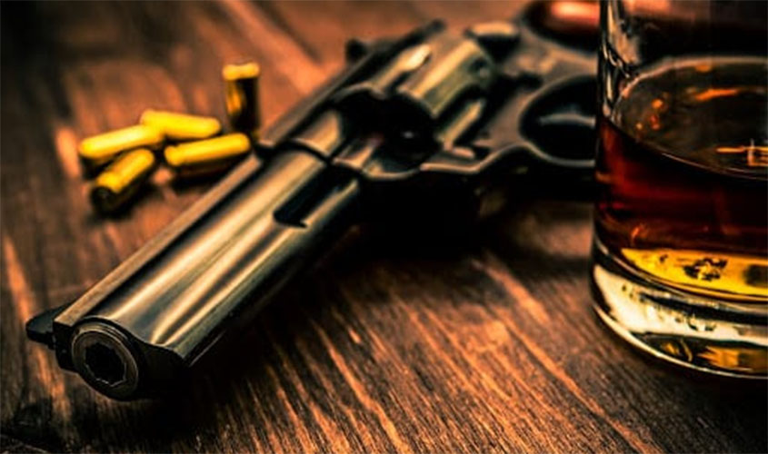 Diretor de presídio é detido armado e supostamente embriagado dirigindo carro oficial em Porto Velho