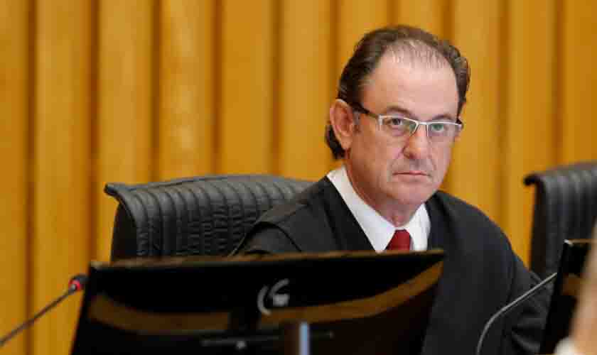 Contrato temporário desvirtuado leva a reconhecimento de vínculo de emprego de bancário