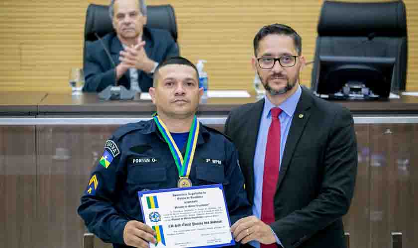 Policiais militares que agiram em área de conflito agrário em Rondônia são homenageados pelo deputado Anderson Pereira