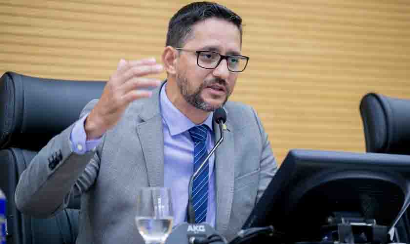 Deputado Anderson pede agilidade da Banda Federal quanto a aprovação do PL 3723/19, que garante porte de armas para Cacs e Agentes Socioeducativos