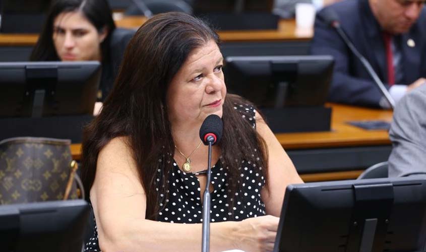 Comissão aprova projeto que regulamenta prestação de contas de pensão alimentícia 