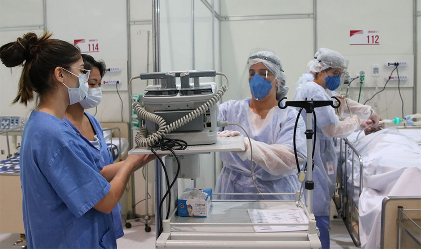 Governo vai contratar 5,1 mil profissionais para ações contra covid-19