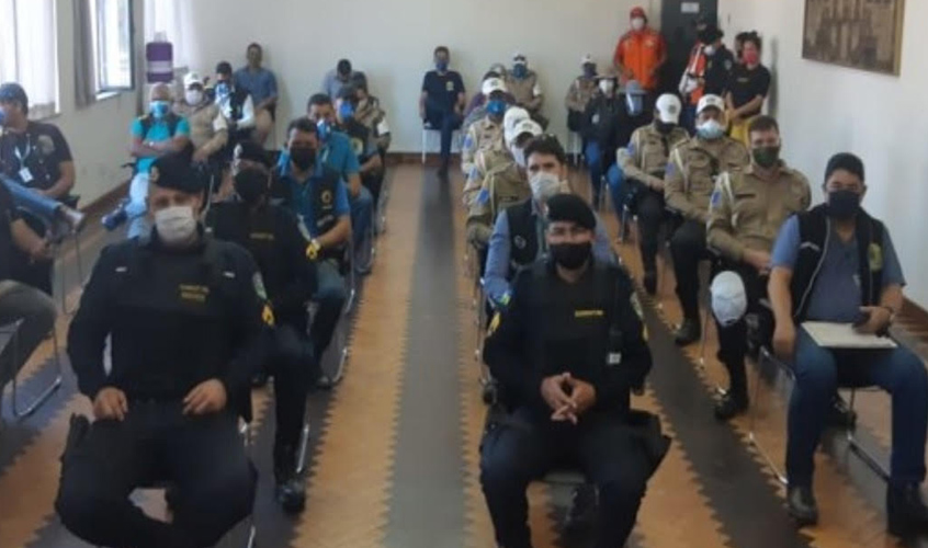 CORONAVÍRUS: Prefeito sanciona lei que torna obrigatório uso de máscaras e prevê multa de R$ 80,00  a mil reais 