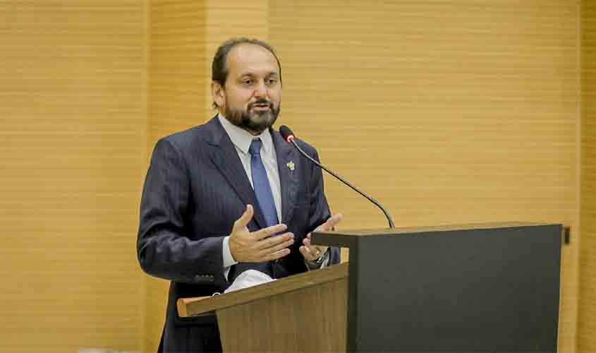 Deputado Laerte Gomes requer ao DER estadualização das Linhas 612 e 613 em Vale do Paraíso