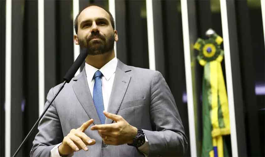 Moraes abre inquérito para investigar Eduardo Bolsonaro
