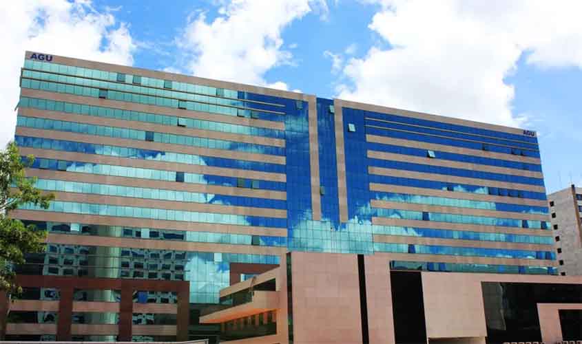 Investigação de denúncia de abuso sexual em fundação socioeducativa não caracteriza dano moral