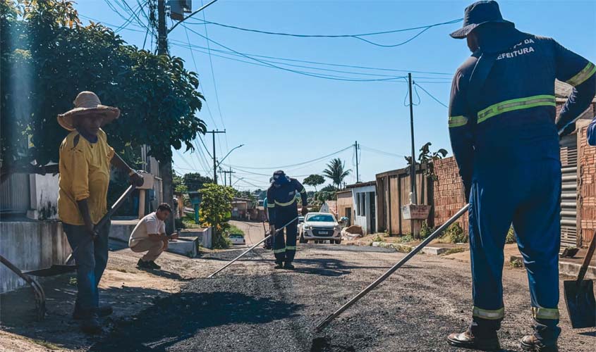 Bairro São João Batista recebe asfalto