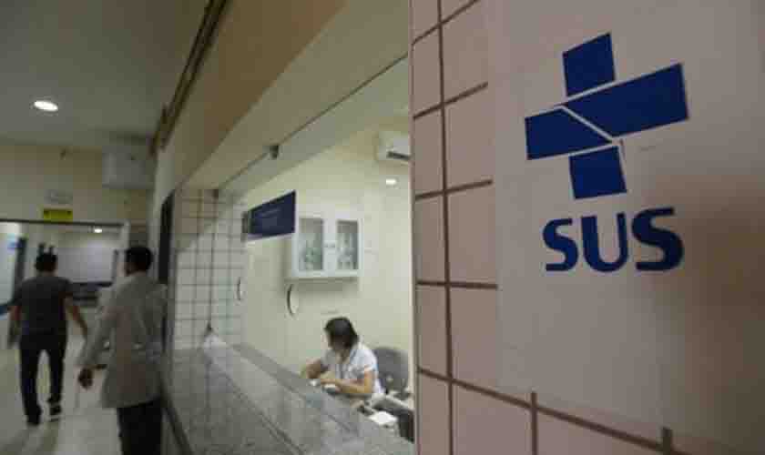 Metade dos municípios brasileiros têm taxa de ocupação de leitos de UTI acima de 90%