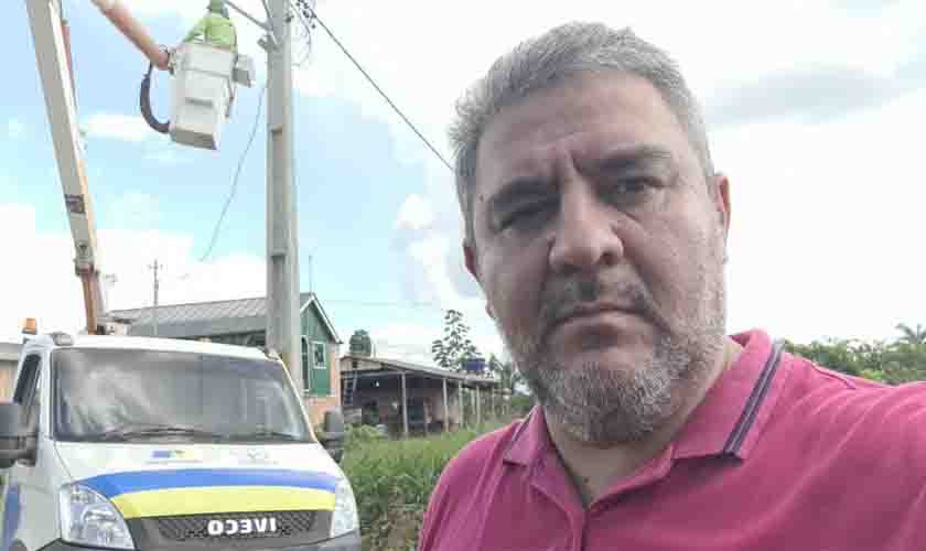 Vereador Fogaça acompanha ação da EMDUR no atendimento de demandas que apresentou na região do baixo Madeira