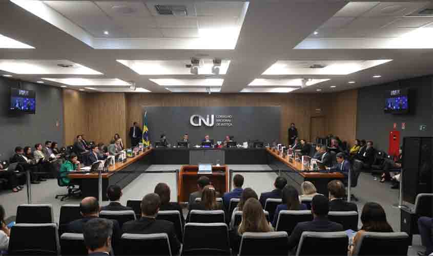 Plenário do CNJ aprova revisão disciplinar e afastamento de juiz acusado de assédio sexual