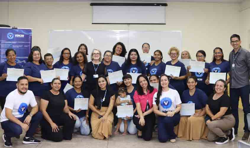 SENAI-RO entrega novos profissionais nas áreas de vestuário e construção civil