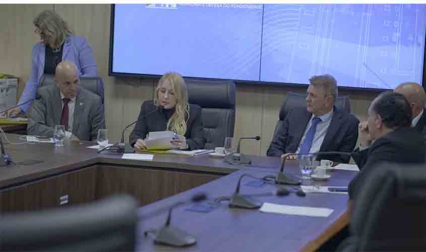 Comissão de Finanças aprova relatório da LDO para o ano de 2025