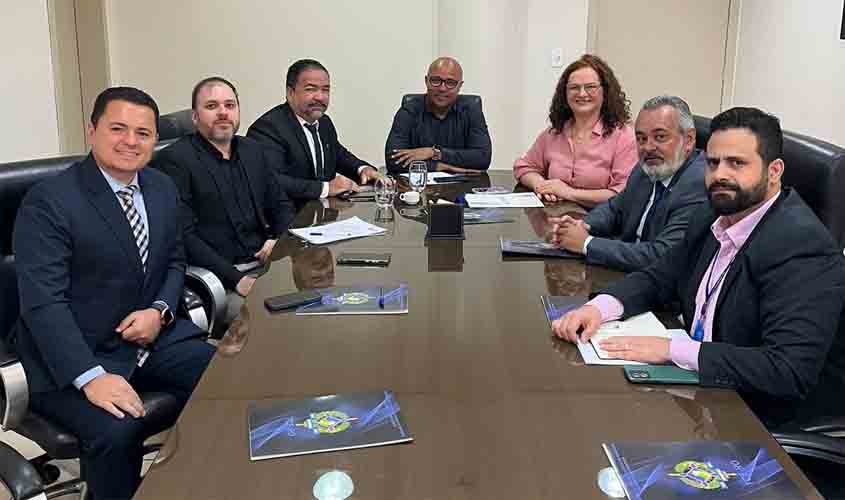 Simero e entidades médicas apresentam demandas ao TCE-RO para valorização profissional