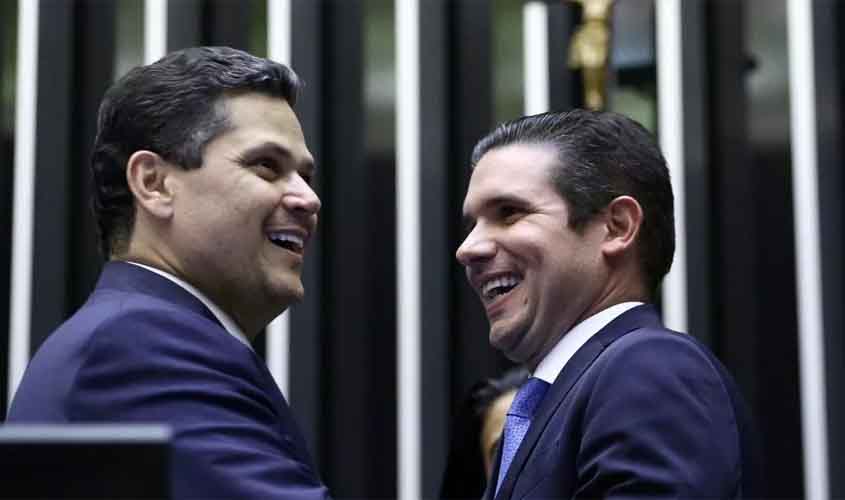 Aumento do número de deputados poderá custar quase R$ 4 bilhões por legislatura