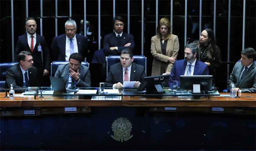 Senado aprova aumento do número de deputados federais para 531