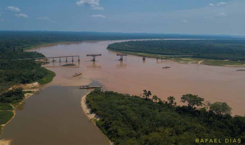 DENÚNCIA: 'Lula fez acordo secreto com canadenses para explorar o potássio no rio Madeira',  diz Bolsonaro