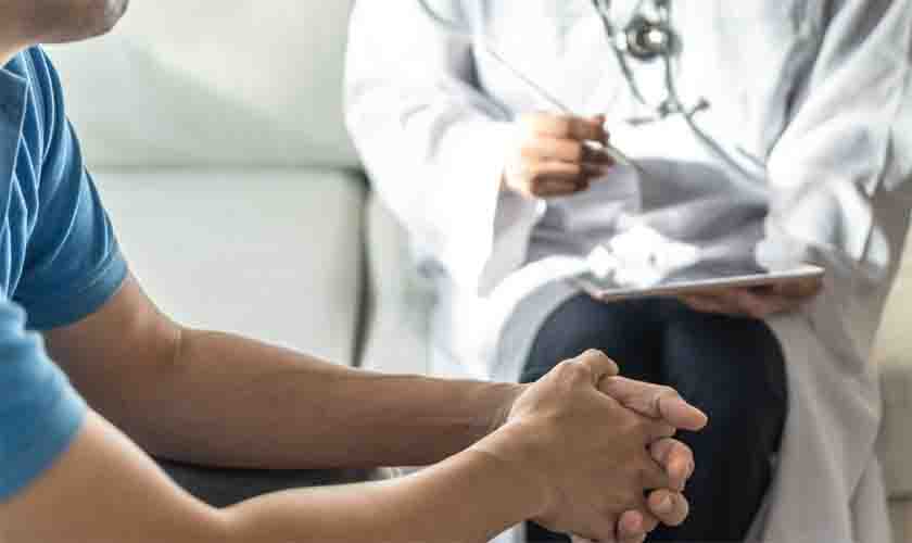 Dispensa de professor de biologia com câncer de próstata não teve caráter discriminatório