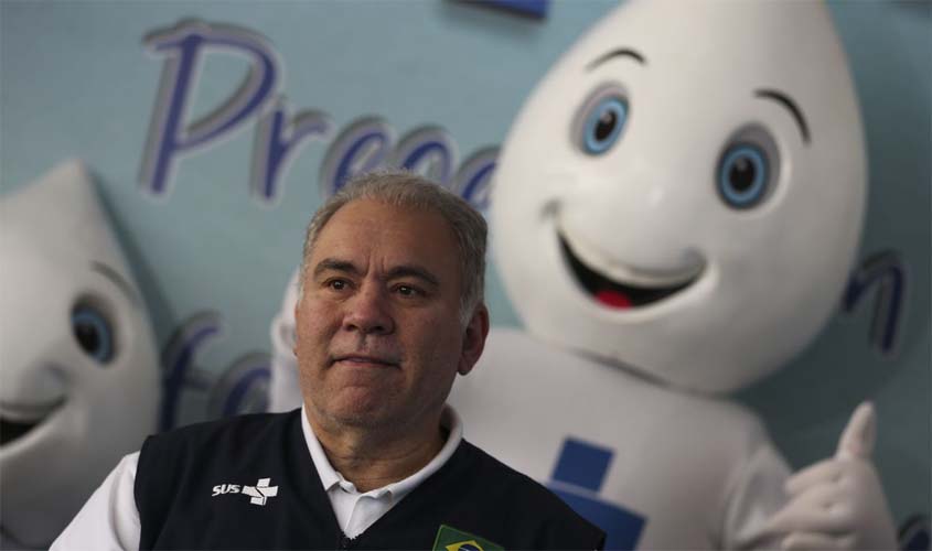 Américas vivem momento delicado frente à ameaça da pólio, diz ministro