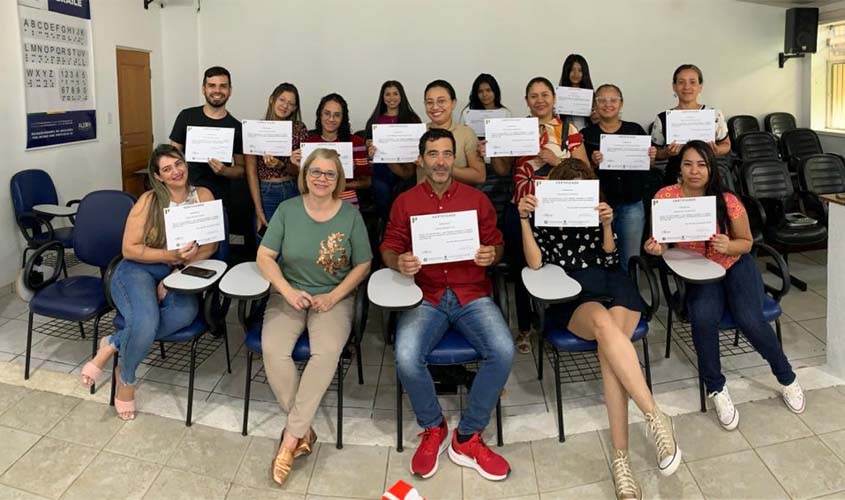 Escola do Legislativo encerra setembro com dois cursos 