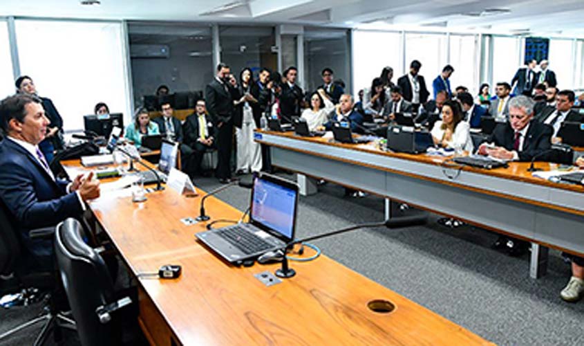 STF nega pedido do general Augusto Heleno para não comparecer à CPMI do 8 de janeiro