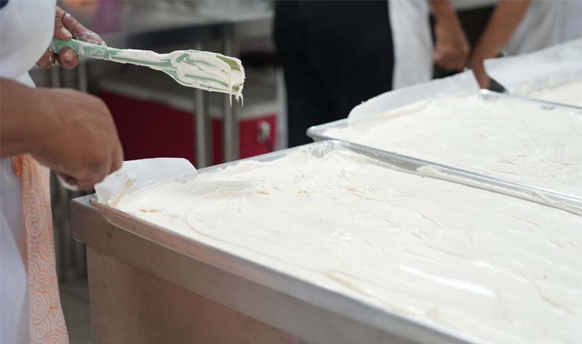 Maior bolo do Norte vai servir até 30 mil pessoas