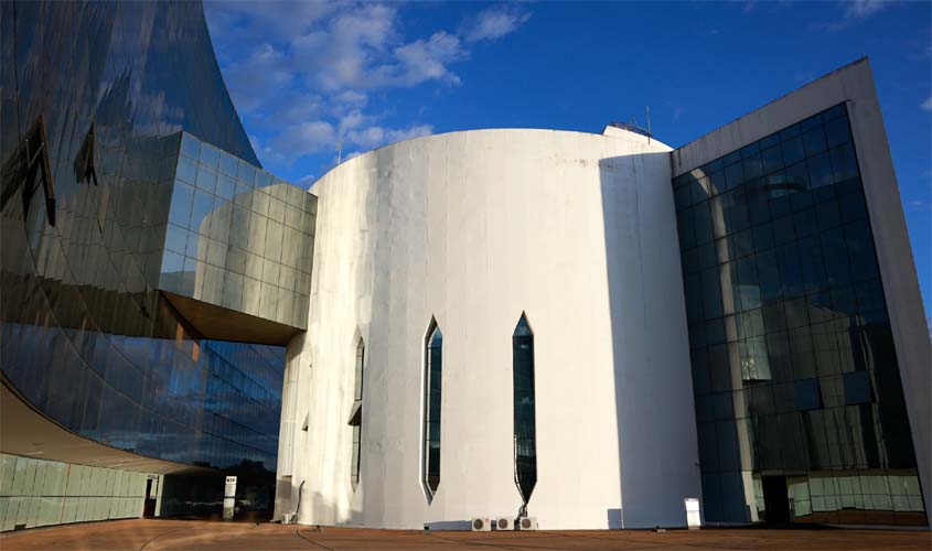 STF confirma uso da taxa Selic para dívidas civis