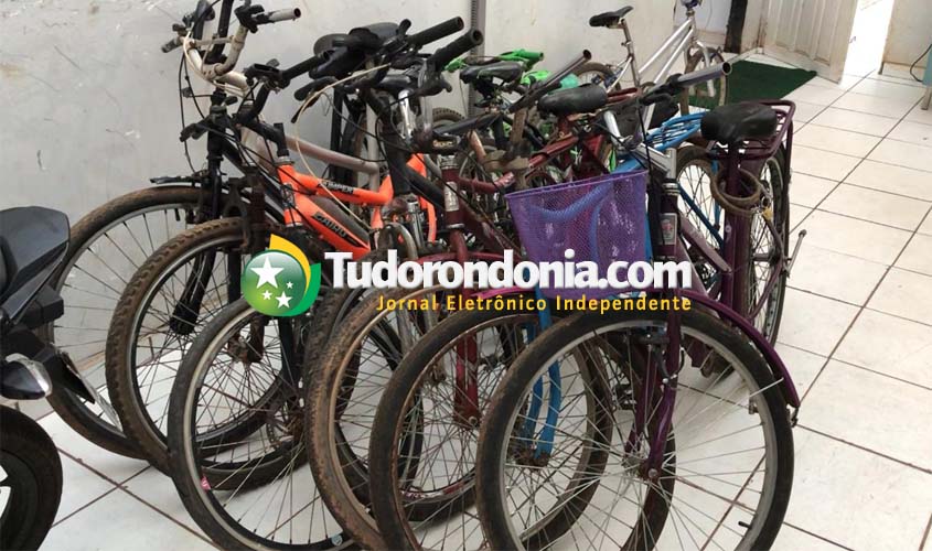 Polícia recebe denúncia e prende homem com 11 bicicletas supostamente roubadas