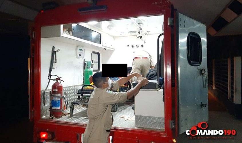 Homem é agredido por populares após chegar em casa bêbado e tentar agredir esposa