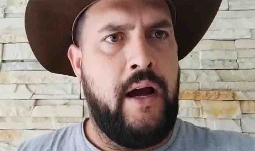 Após gravar vídeo, Zé Trovão se entrega e está na PF em Santa Catarina