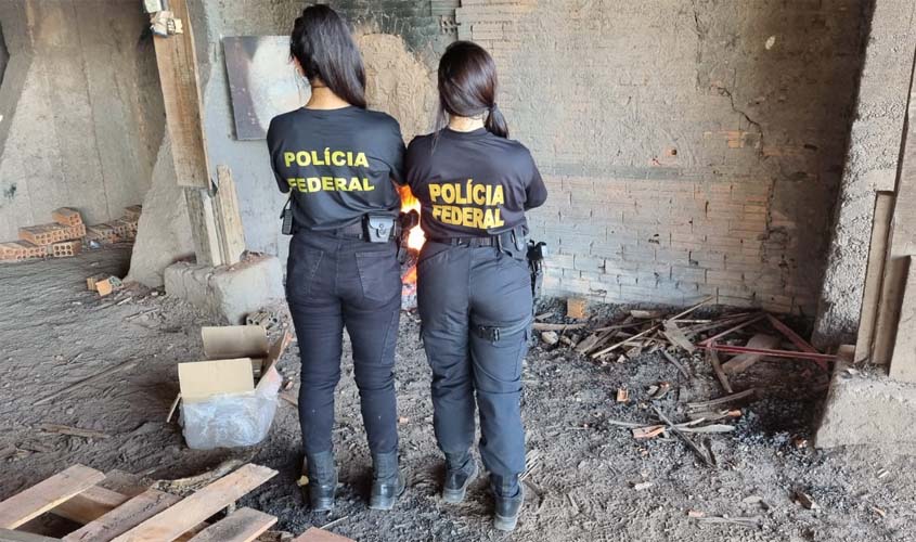 Quase 200 quilos de drogas são incinerados pela PF em Guajará, RO