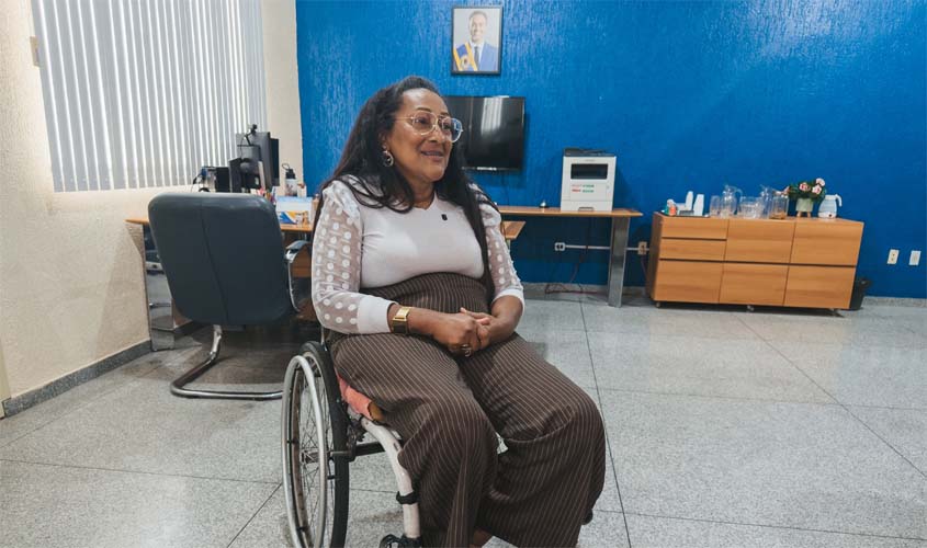 Sônia Mendes mostra que deficiência não impede trabalhar