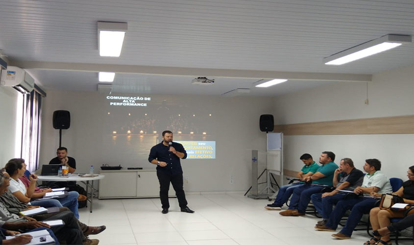 Sebrae promove oficina para técnicos da Emater da região