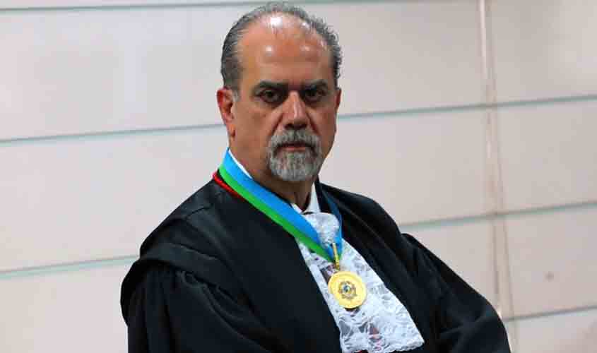 Desembargadores homenageiam Walter Waltenberg em sessões