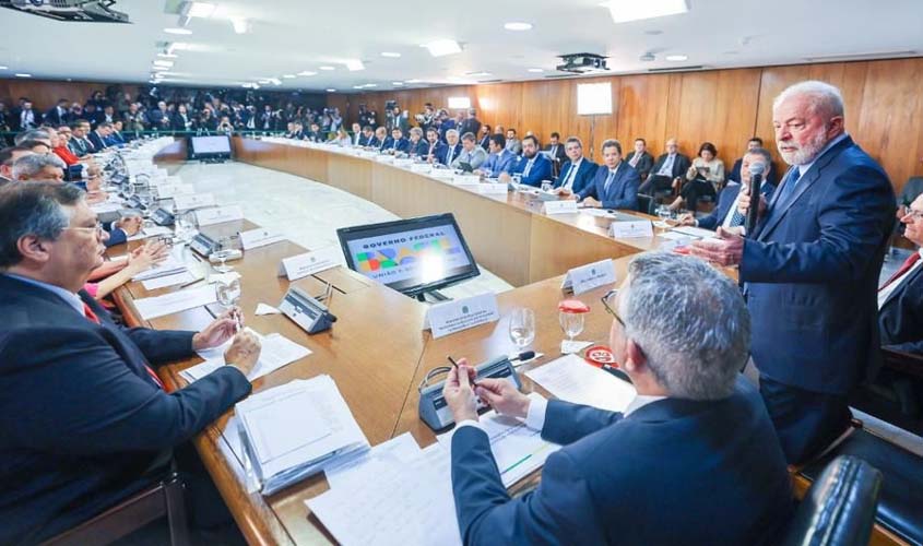 Governadores de todos os Estados encaminham projetos ao presidente da República