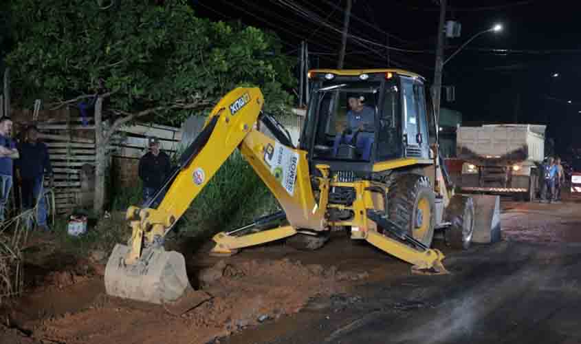 Prefeito acompanha início dos trabalhos noturnos da Operação Tapa-Buracos em Porto Velho