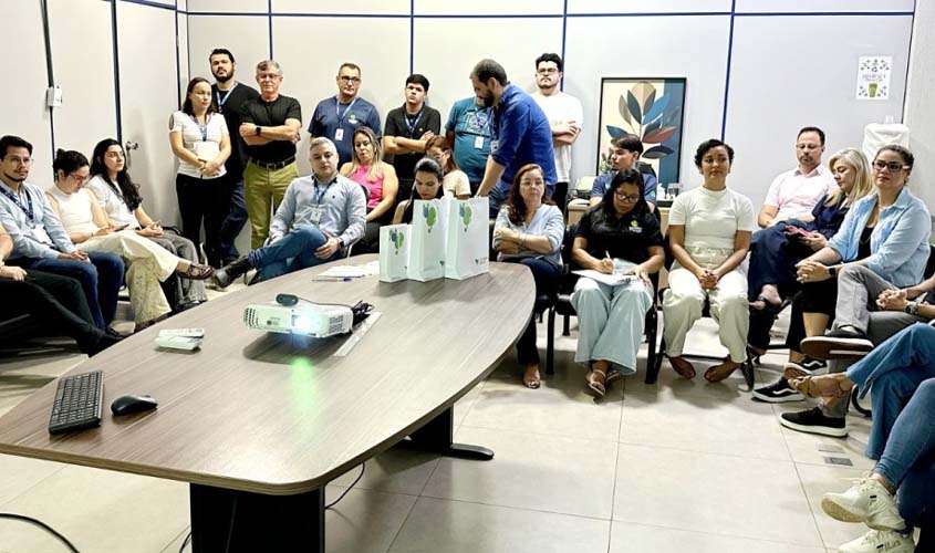 Saúde mental é tema de diálogo com servidores da Semdec