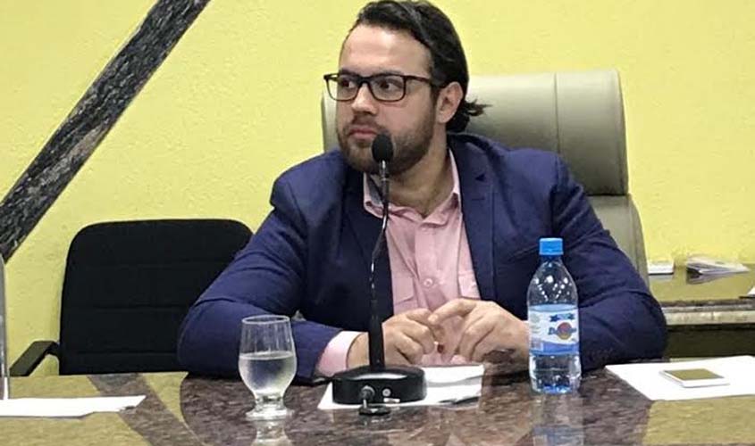 Márcio Oliveira é atendido e Rua Bartolomeu Pereira recebe iluminação