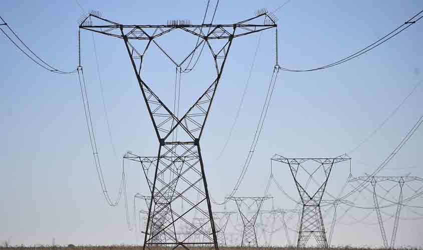 Aneel mantém tarifa de bandeira amarela para março