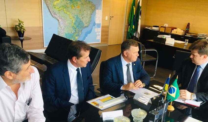 Ministro anuncia liberação de processos para licitação de grandes obras em Porto Velho