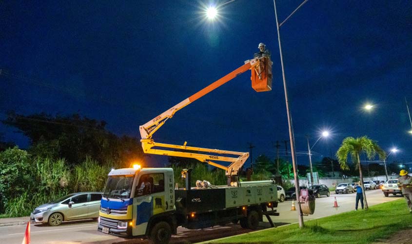 Programa da Prefeitura vai levar luminárias de LED a 100% de Porto Velho