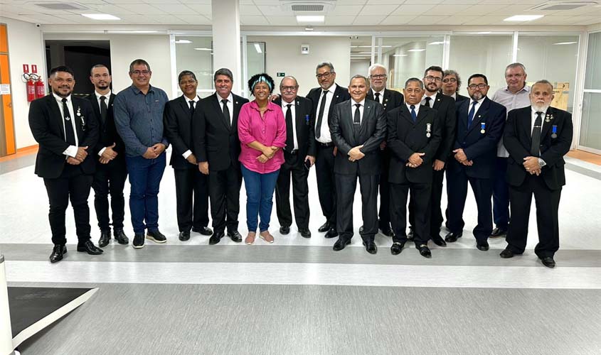 Deputada Silvia Cristina visita Hospital de Reabilitação Dream da Amazônia acompanhada de autoridades e lideranças