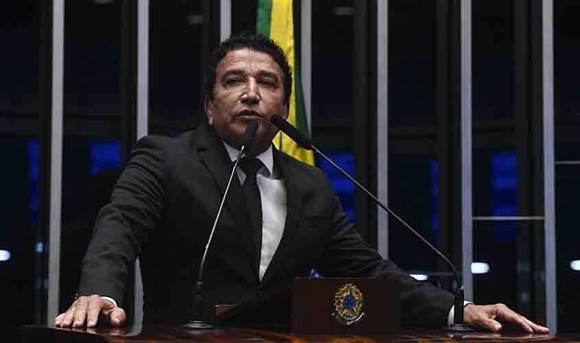 Magno Malta diz que Bolsonaro não cometeu crime e condena decisão do STF  