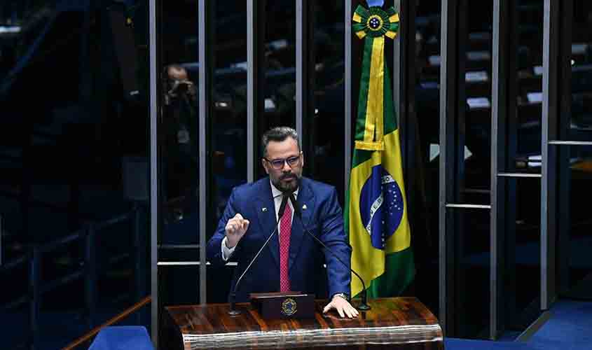 Alan Rick considera 'frágil' denúncia contra Bolsonaro  