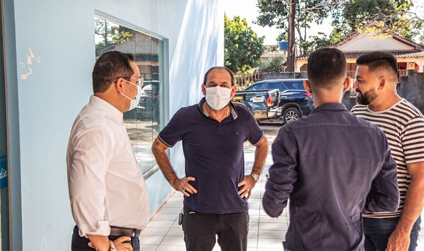 Deputado Laerte Gomes visita Santa Casa de Misericódia de Ji-Paraná e discute retorno dos atendimentos da entidade