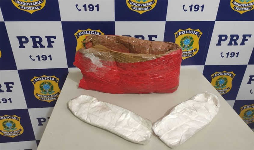 Em Ariquemes/RO, PRF intercepta carga de cocaína avaliada em mais de R$ 200 mil