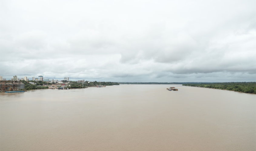 Nível do rio Madeira começa a recuar, mas Defesa Civil mantém atenção