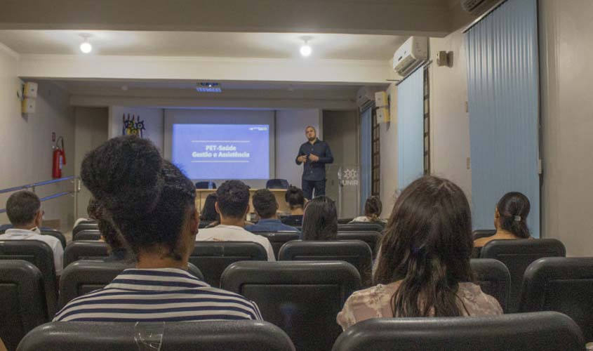 Prefeitura promove programa de formação para qualificação profissional na saúde