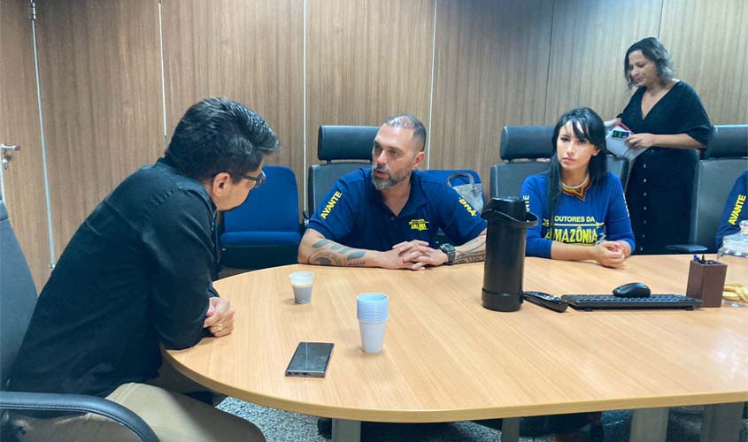 Doutores da Amazônia busca apoio da Sesau para levar projeto 'Visão da Amazônia' a comunidades de Rondônia