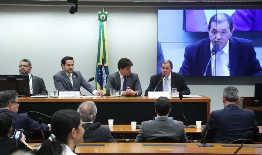 Governo quer substituir saque-aniversário do FGTS por consignado com juros mais baixos  