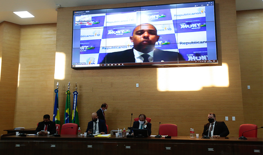 Cabo Johny Paixão cobra nomeação de profissionais da saúde